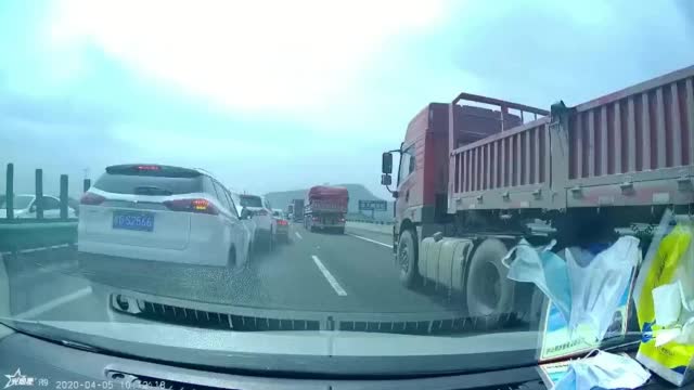 这得花光了多久的运气......