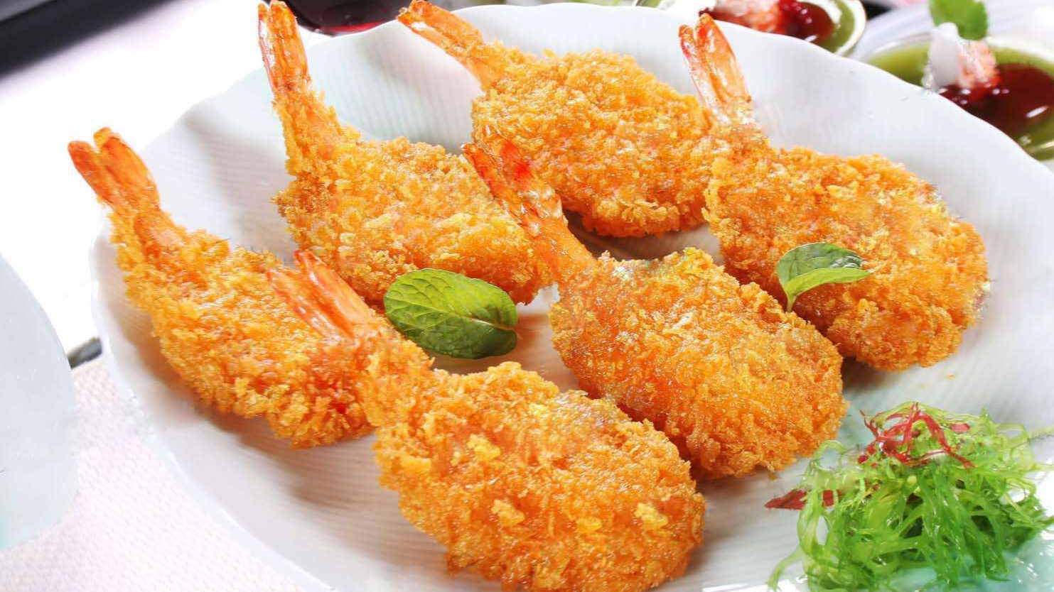 2分钟学会必胜客经典小食黄金虾,自己做的更嫩更q!