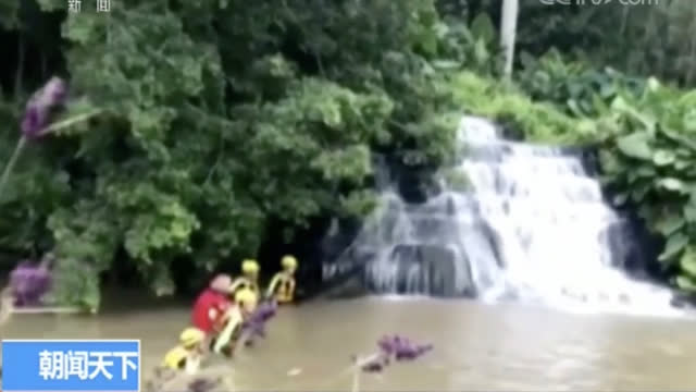 深圳暴雨引发洪水 已致10人死亡1人失踪
