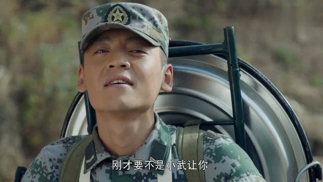 队真正的高手竟藏在伙食班,这个小伙太厉害,特